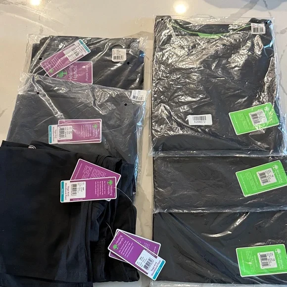 Healing Hands Black Scrub Tops and bottoms - Picture 1 of 3